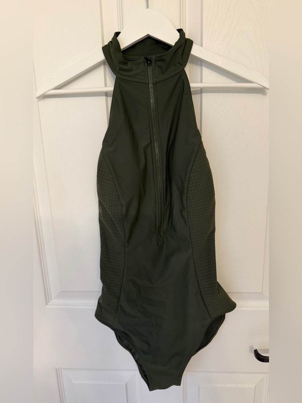Athleta small Bonaire Zip Front One Piece green Athletic Swimsuit women swim